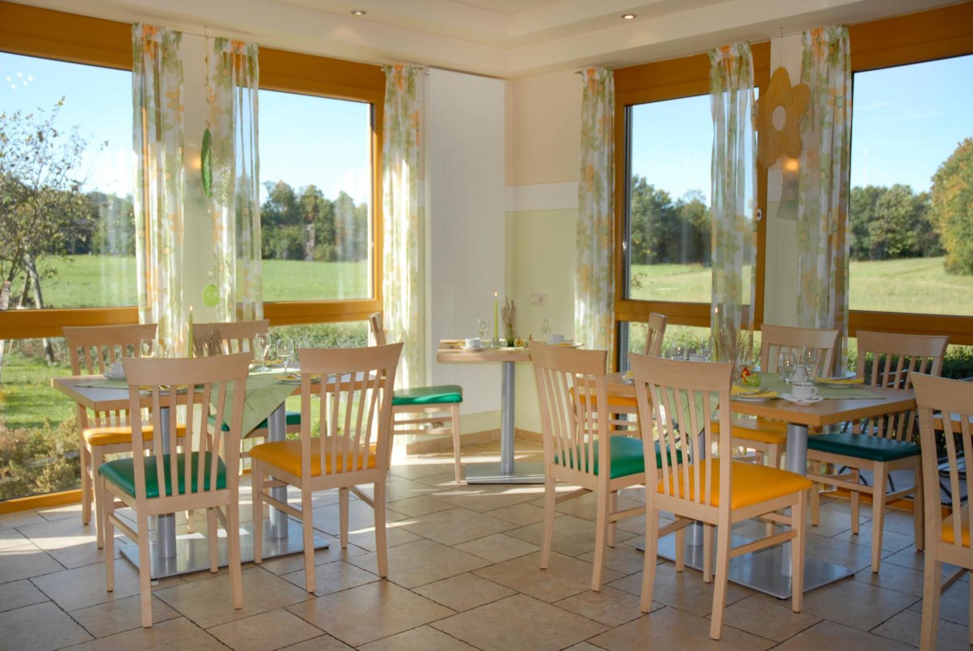 Gasthaus-Pension Hofmann Oberdachstetten Luaran gambar
