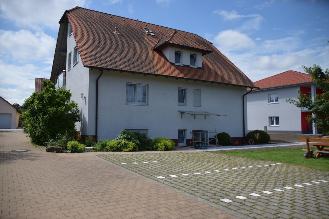 Gasthaus-Pension Hofmann Oberdachstetten Luaran gambar