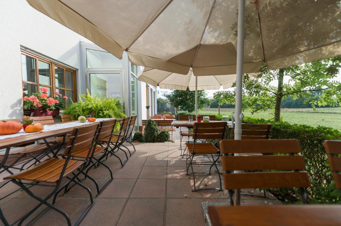 Gasthaus-Pension Hofmann Oberdachstetten Luaran gambar